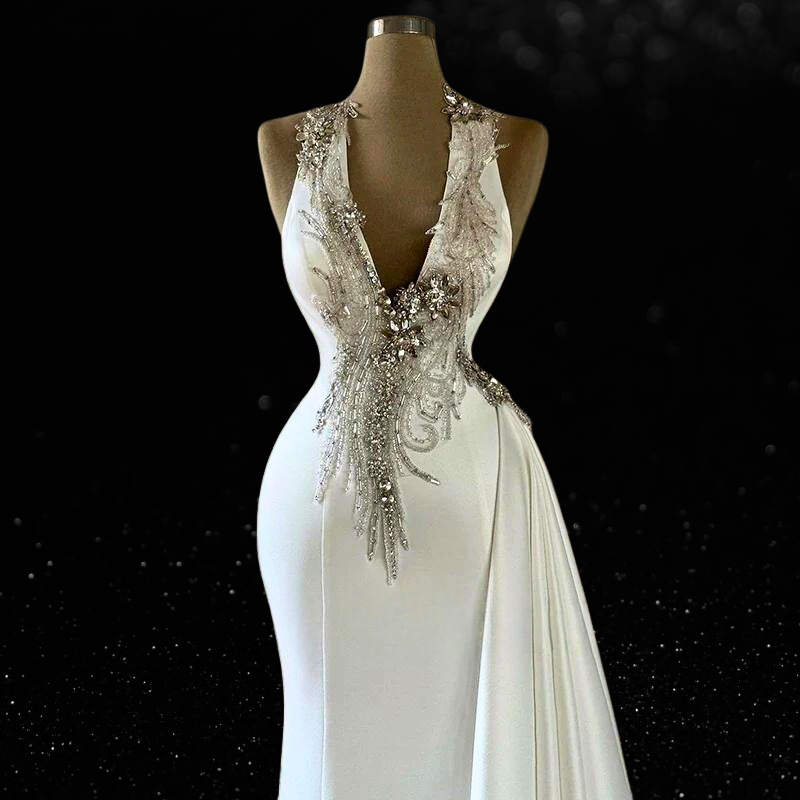 Elegant Mermaid V-Neck Sleeveless Beadings Bridal Dress