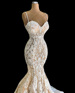 Elegant Full Lace Wedding Dress