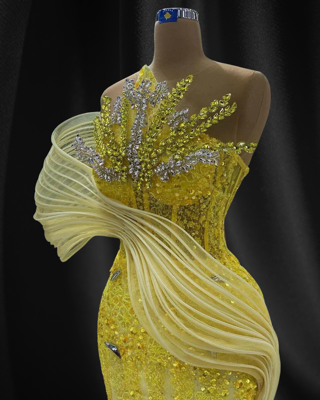 Yellow Celebrity Women Beaded Sparkly Evening Gowns